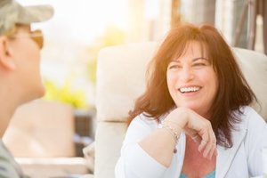 two women discussing the top Pennsylvania rehabs